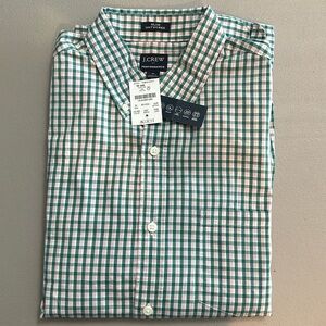 NWT J. Crew performance button up dress shirt, size medium